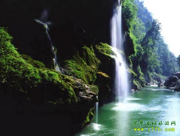 猛洞河平湖景区